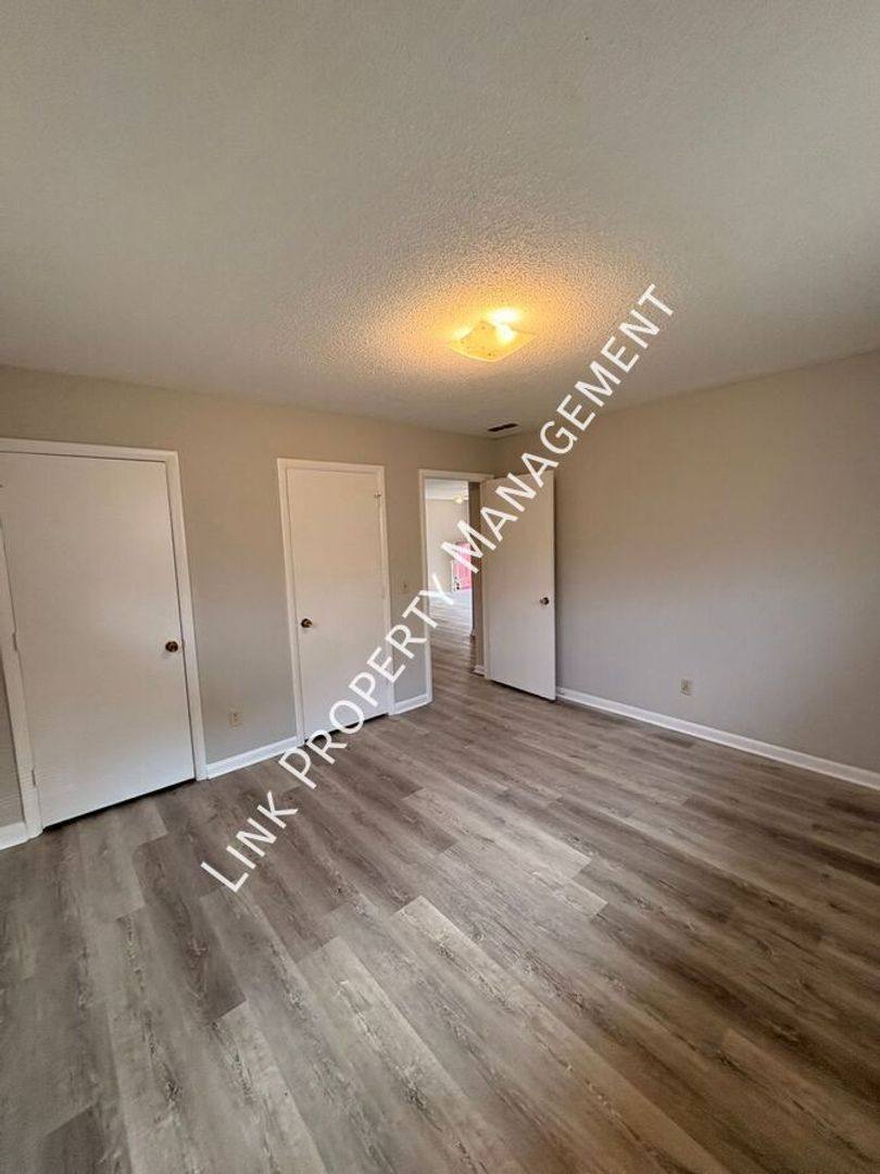 Apartment for rent at 3403 3405 Gail Dr, Chattanooga, TN 37412