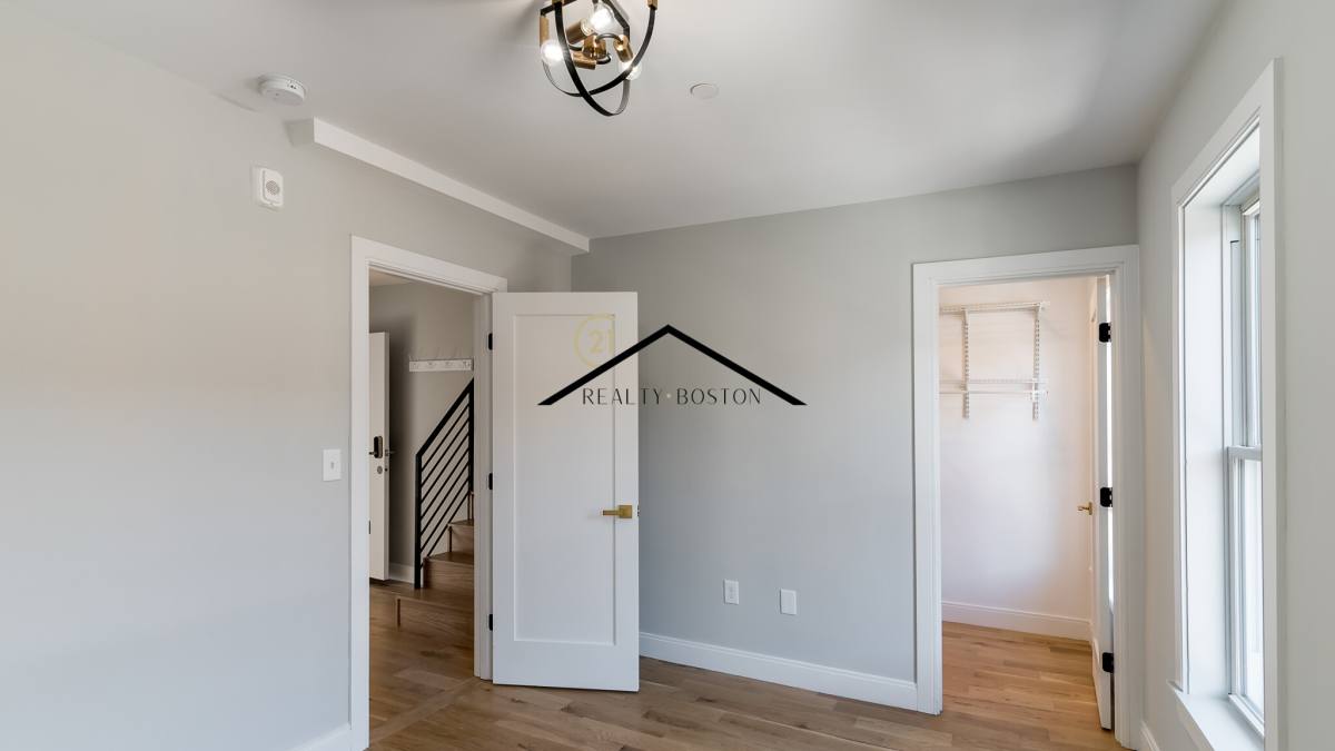 Apartment for rent at 40 Chelsea St #5, East Boston, MA 02128