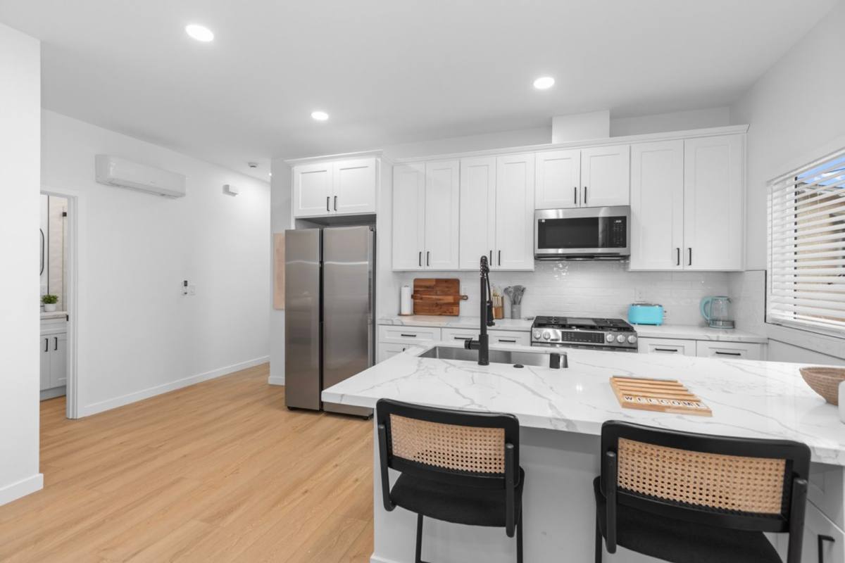 House for rent at 6916 Eberhart St, San Diego, CA 92115