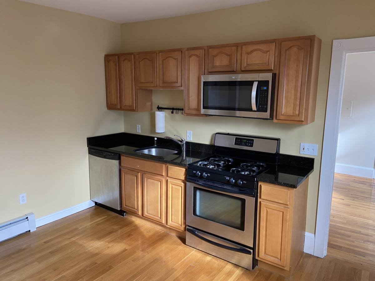Apartment for rent at 26 Pinckney St #4, Somerville, MA 02145