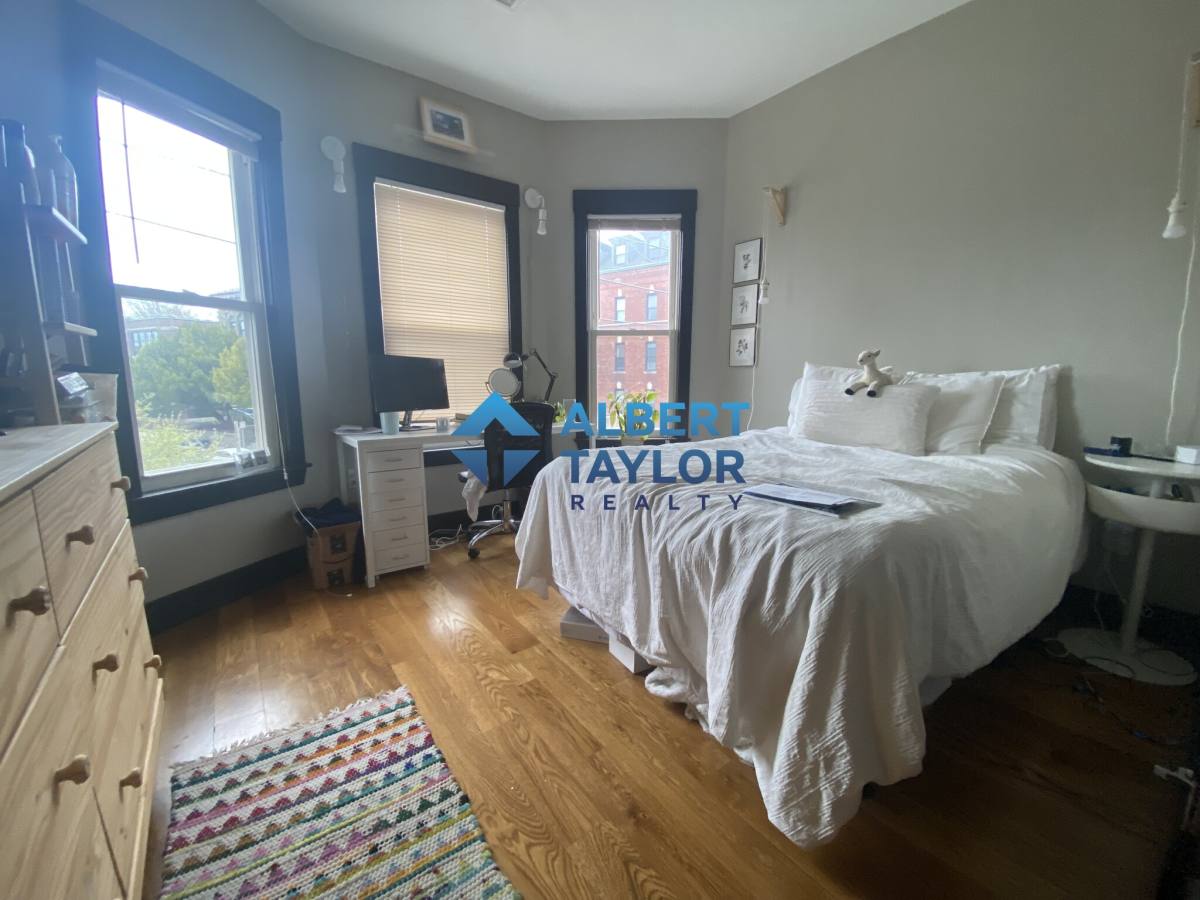 Apartment for rent at 46 Creighton St #3, Jamaica Plain, MA 02130