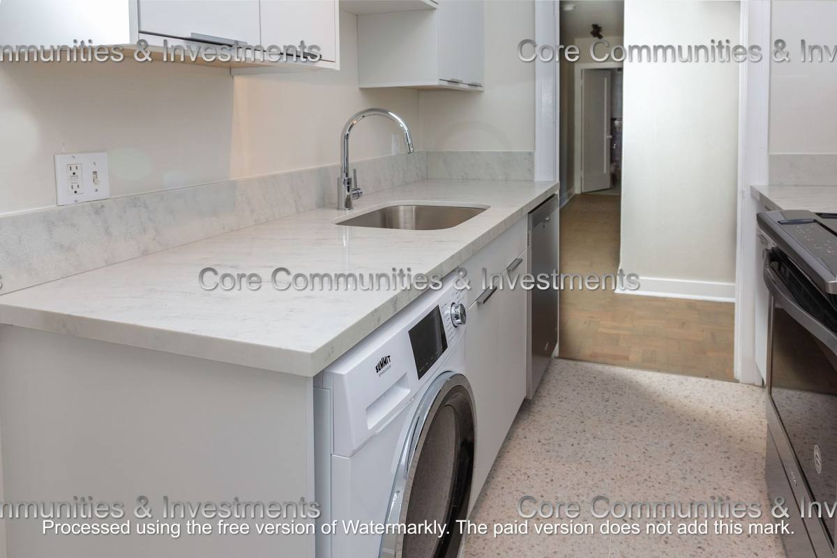 Apartment for rent at 35 F St, Salt Lake City, UT 84103