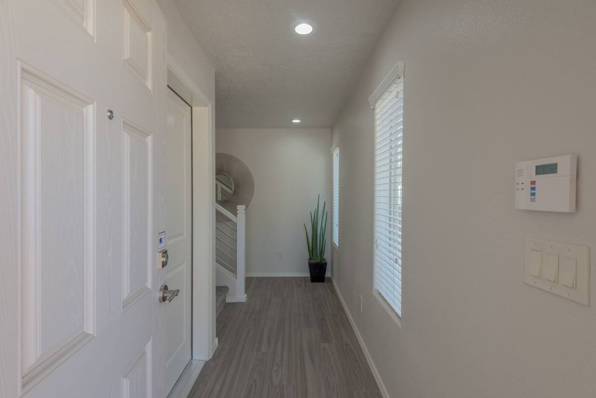 Townhouse for rent at 8801 Horizon Way NE, Albuquerque, NM 87113
