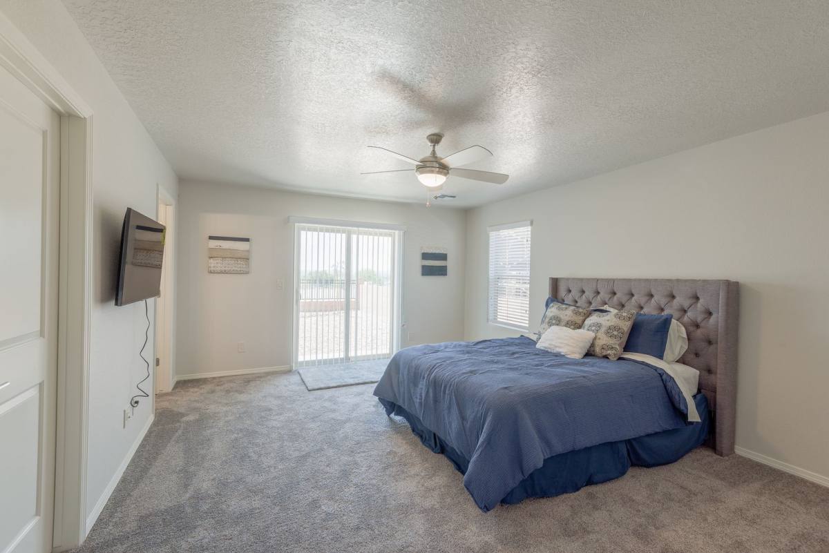 Townhouse for rent at 8801 Horizon Way NE, Albuquerque, NM 87113