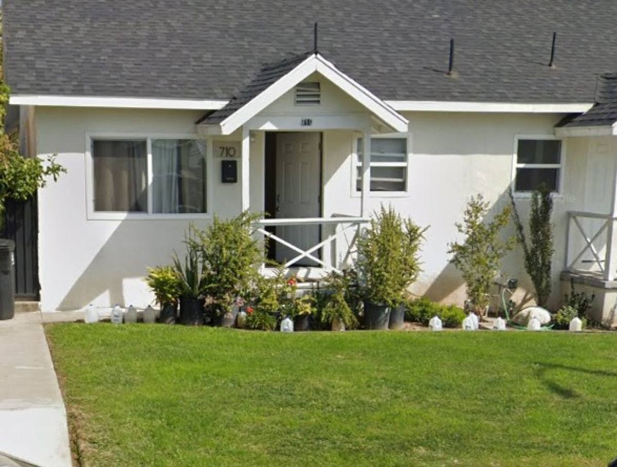 Apartment for rent at 710 Bradshawe Ave, Los Angeles, CA 90022