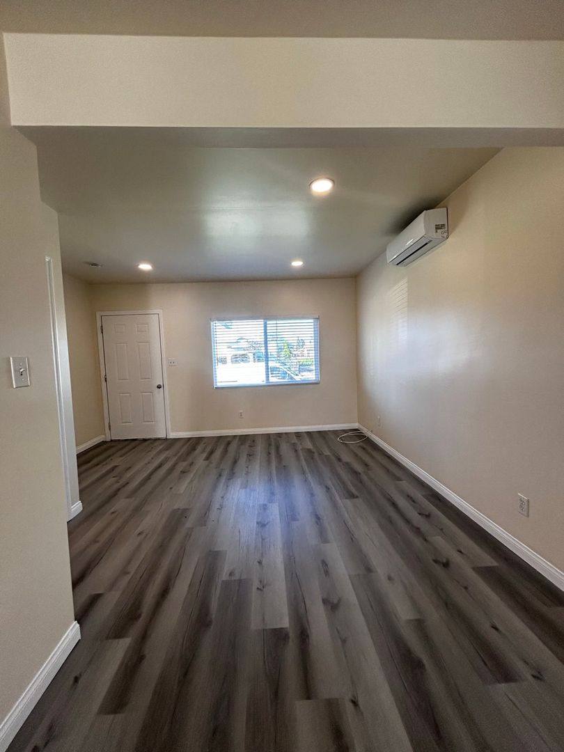 Apartment for rent at 710 Bradshawe Ave, Los Angeles, CA 90022