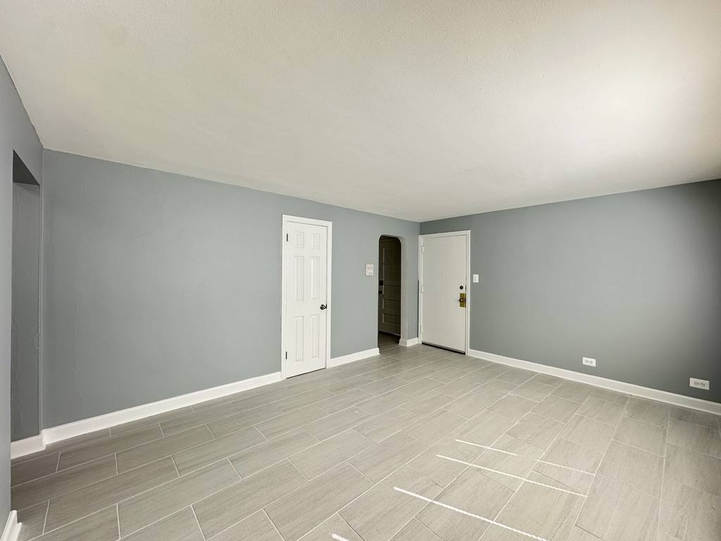 Apartment for rent at 6719 California #PWG, Chicago, IL 60645