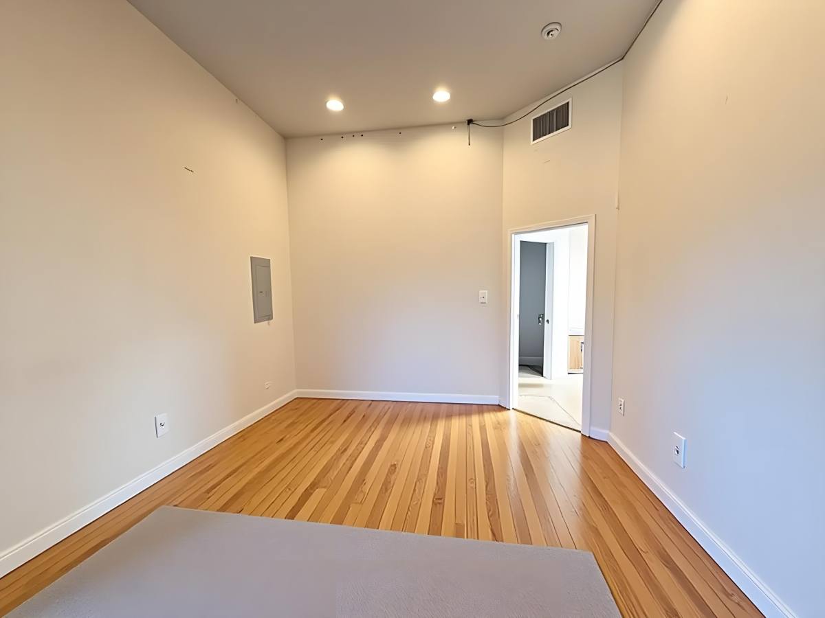 Apartment for rent at 11 Vancouver St #2, Boston, MA 02115