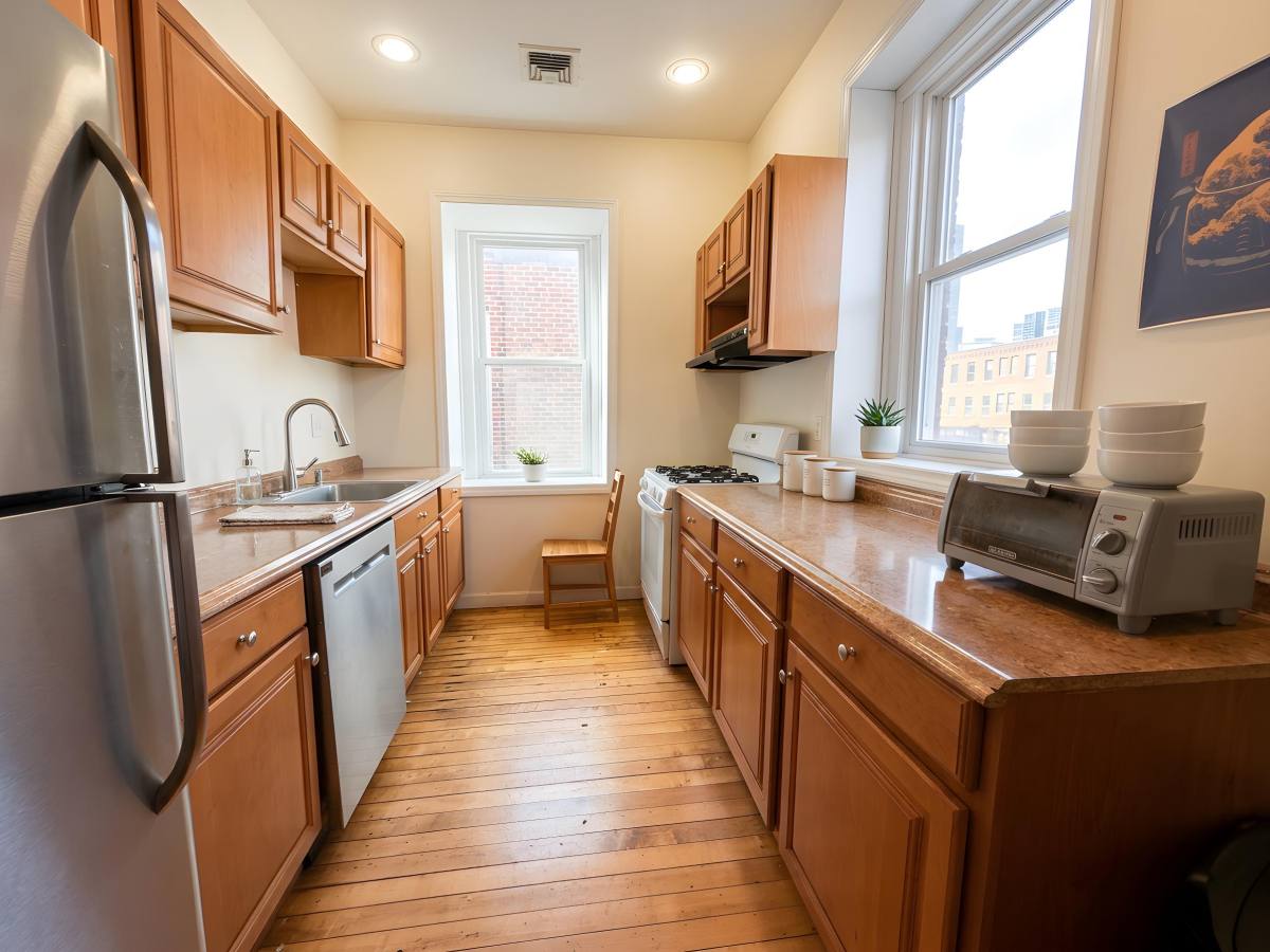 Apartment for rent at 11 Vancouver St #2, Boston, MA 02115