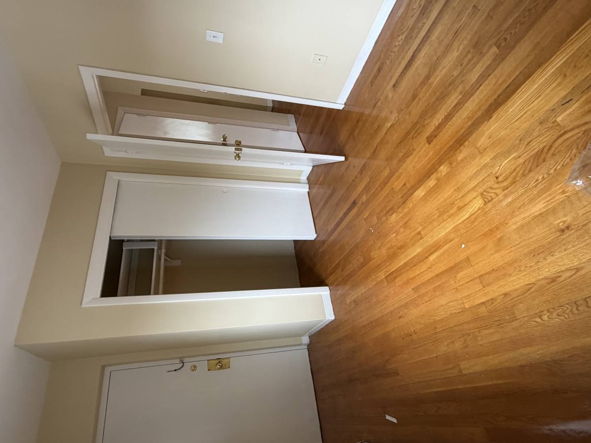 Apartment for rent at 309 Main St #11, Reading, MA 01867