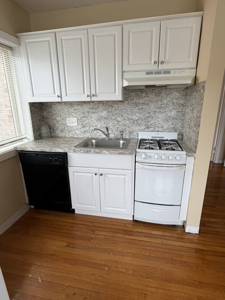 Apartment for rent at 309 Main St #11, Reading, MA 01867
