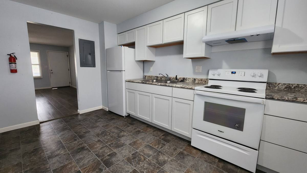 Apartment for rent at 1641-1651 34th St SE, Cedar Rapids, IA 52403