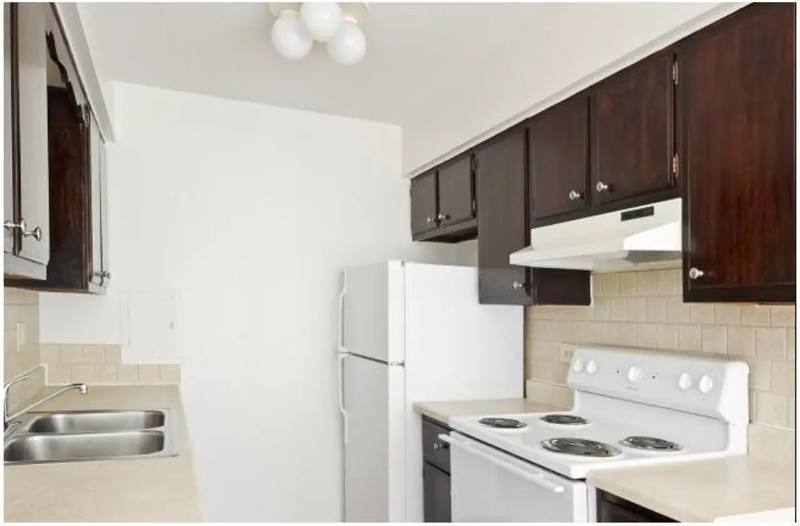 Apartment for rent at 3060 Kathe Lane, Waukegan, IL 60085