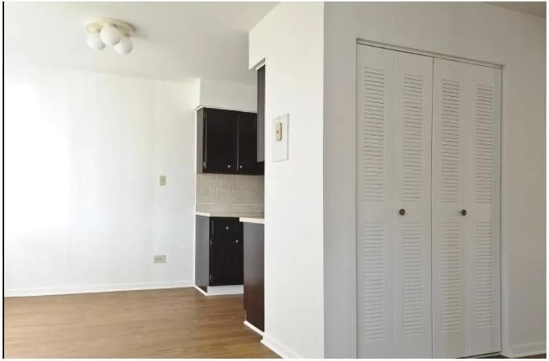 Apartment for rent at 3060 Kathe Lane, Waukegan, IL 60085