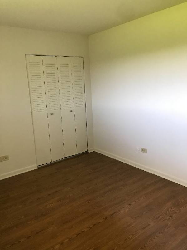 Apartment for rent at 3060 Kathe Lane, Waukegan, IL 60085
