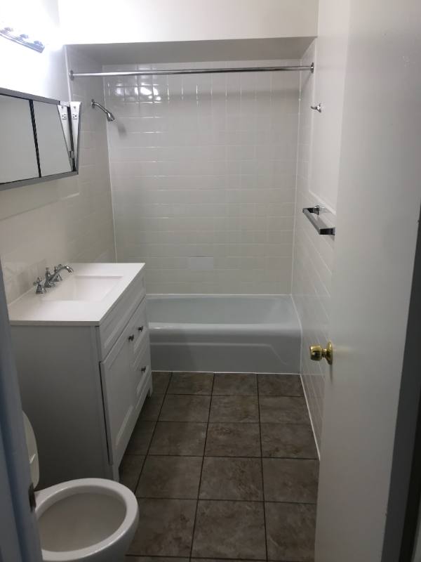 Apartment for rent at 3060 Kathe Lane, Waukegan, IL 60085