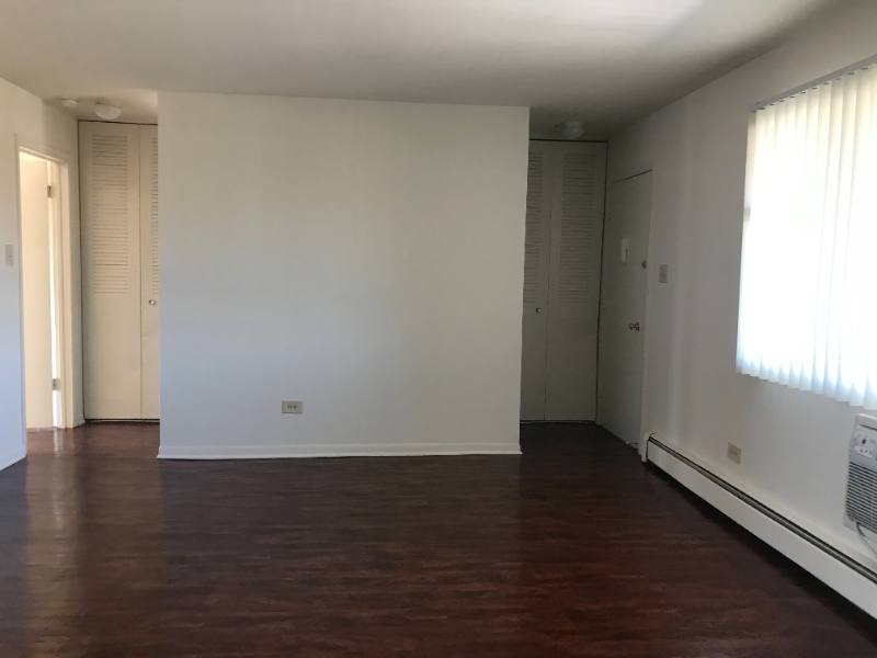 Apartment for rent at 3060 Kathe Lane, Waukegan, IL 60085