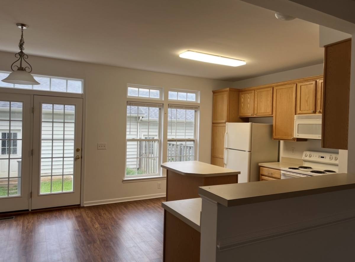 Townhouse for rent at 2347 Abington Dr, Charlottesville, VA 22901