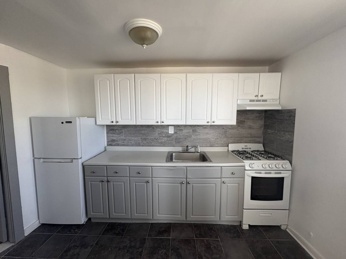 Apartment for rent at 91 Main Ave #5, Ocean Grove, NJ 07756
