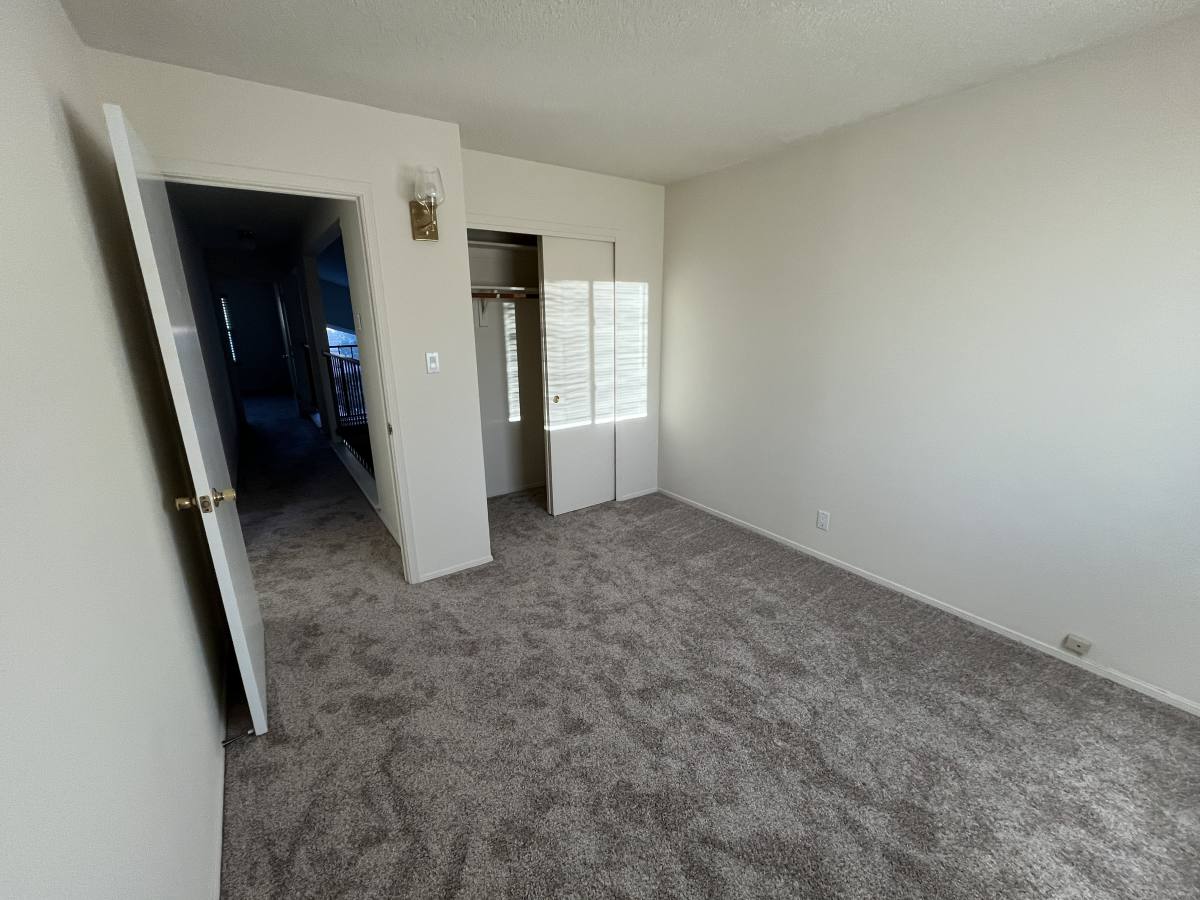 Townhouse for rent at 5204 Edwards Dr NE, Albuquerque, NM 87111