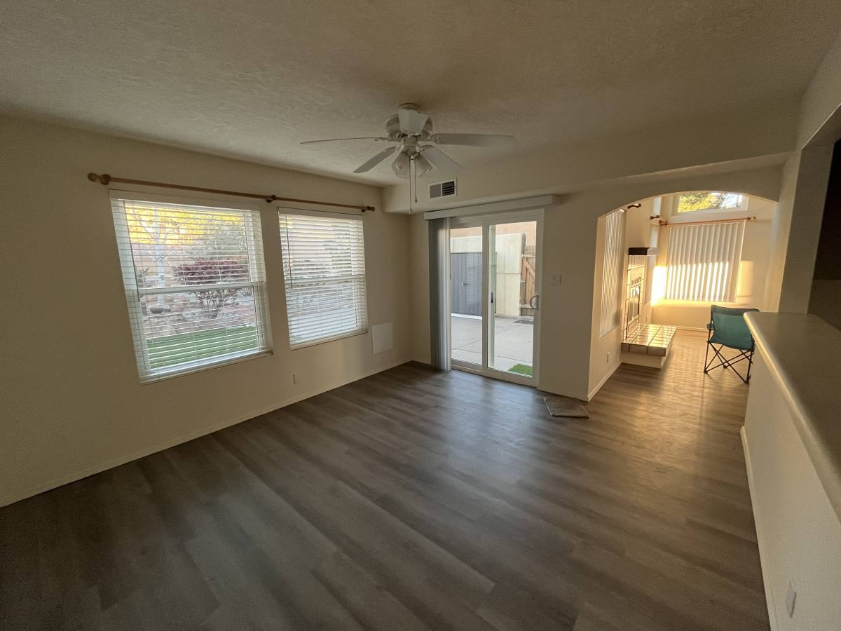 Townhouse for rent at 5204 Edwards Dr NE, Albuquerque, NM 87111