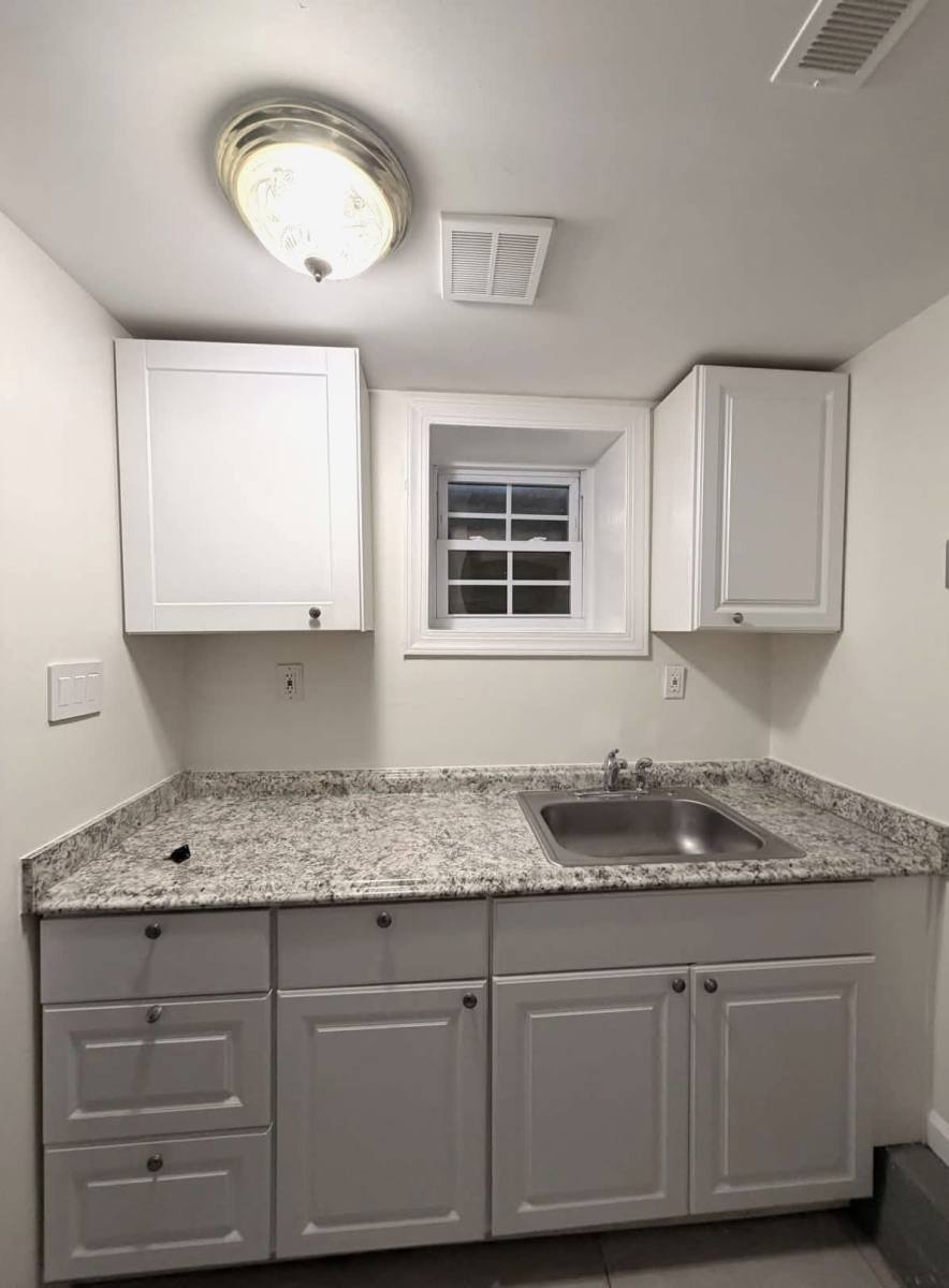 House for rent at 2012 Henry Rd #D, Rockville, MD 20851