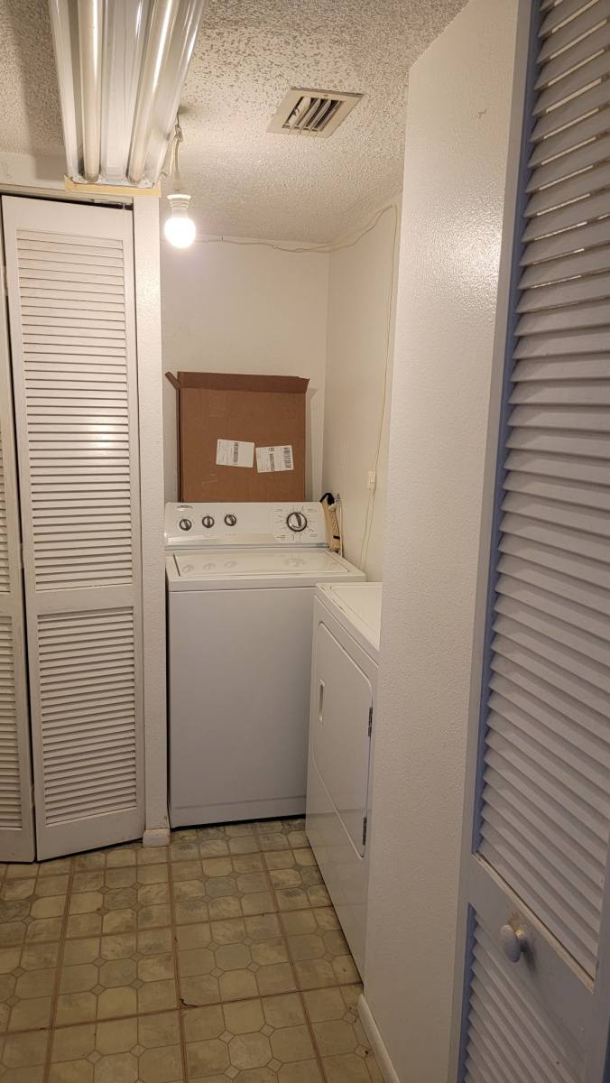 Condo for rent at 5647 Summerside Lane, Sarasota, FL 34231