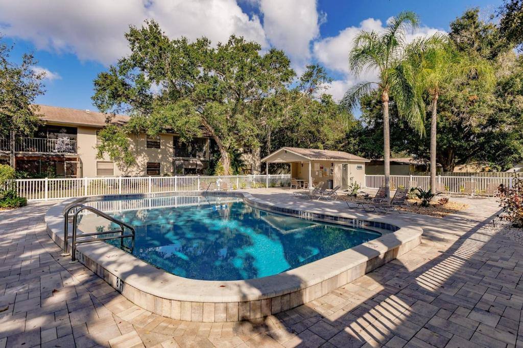 Condo for rent at 5647 Summerside Lane, Sarasota, FL 34231