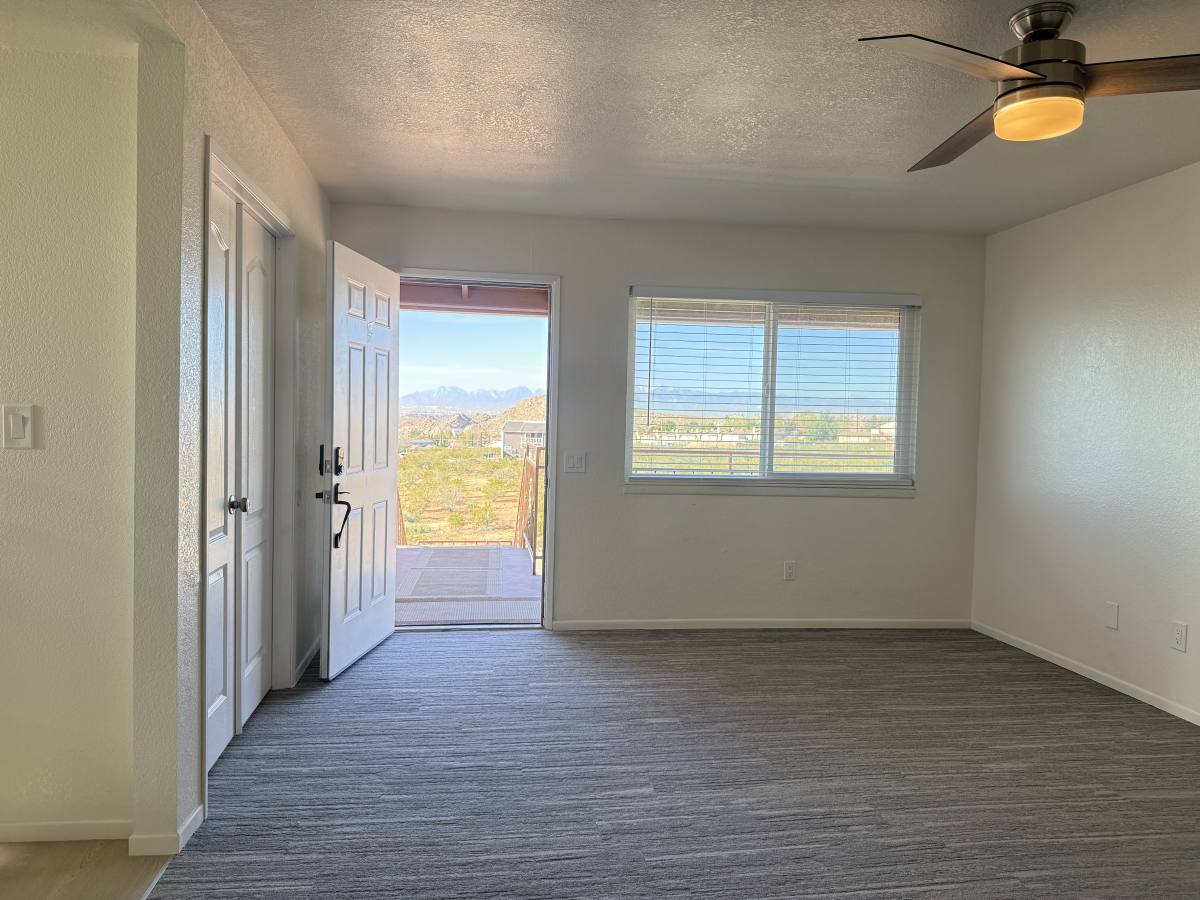 Apartment for rent at 16321 Siskiyou Rd #6, Apple Valley, CA 92307