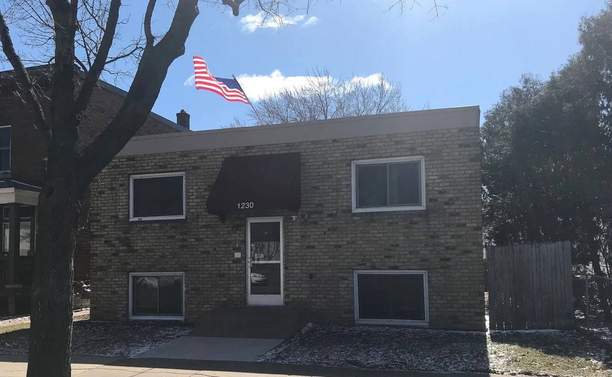 Apartment for rent at 1230 7th St W #4, Saint Paul, MN 55102