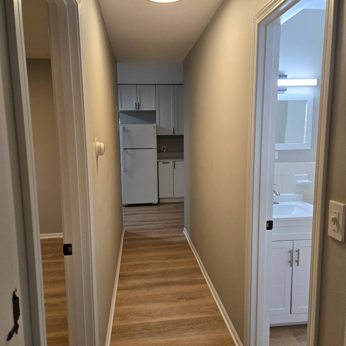 Apartment for rent at 1230 7th St W #4, Saint Paul, MN 55102