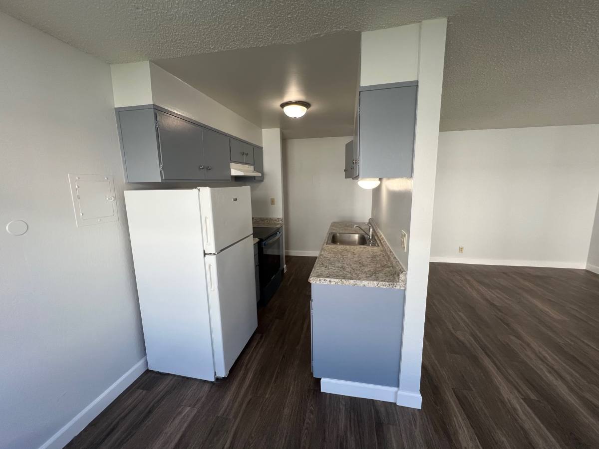 Apartment for rent at 2383 Arden Way #6, Sacramento, CA 95825