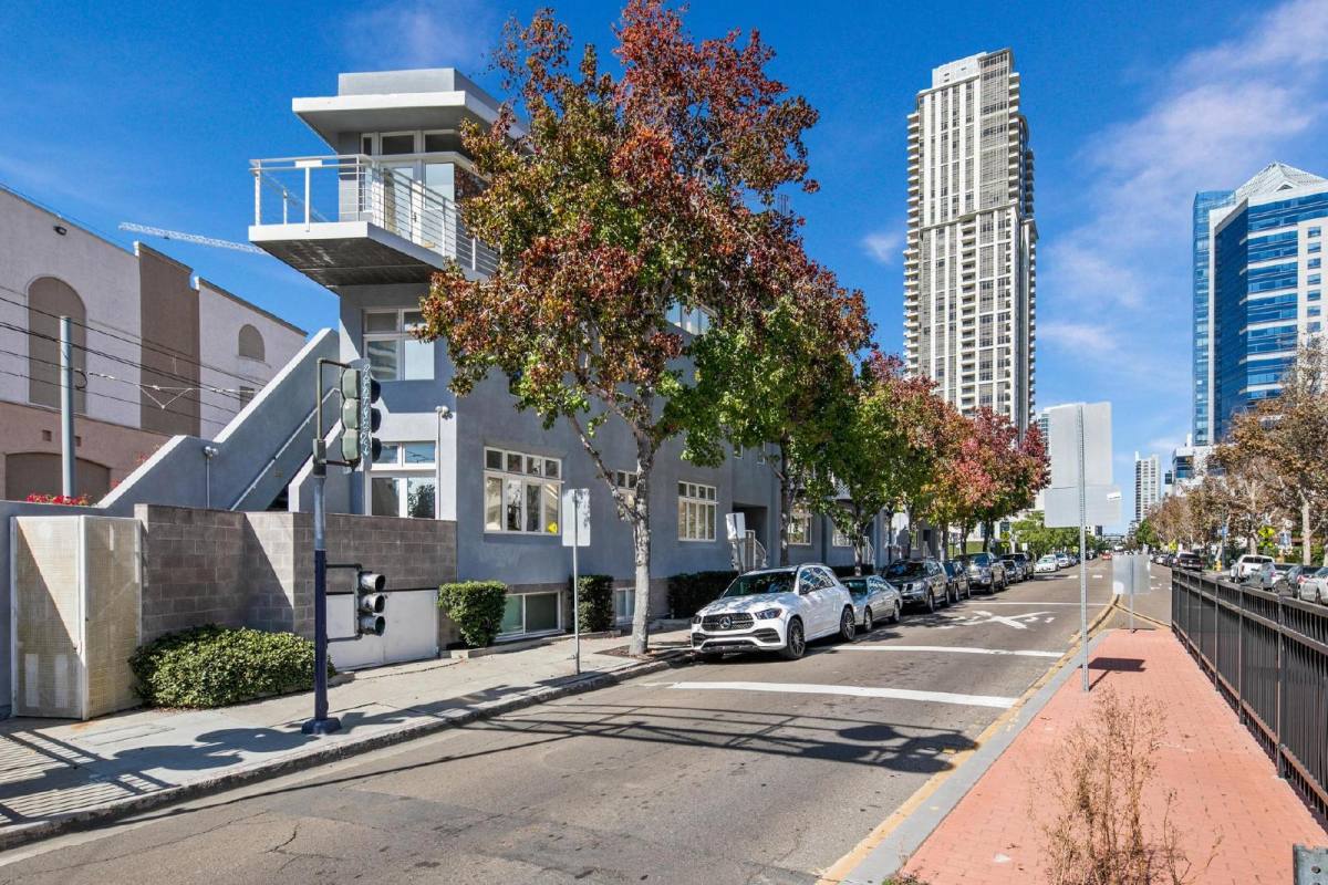 Condo for rent at 702 Kettner Blvd #B, San Diego, CA 92101