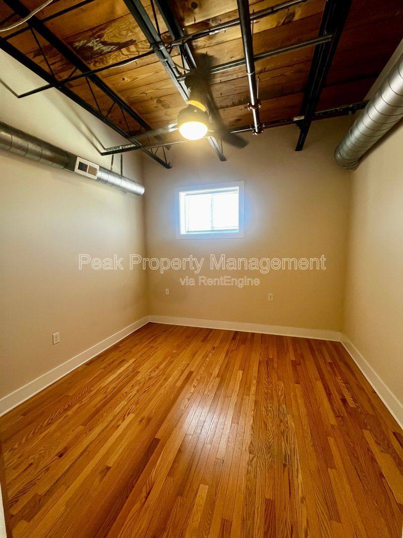 Apartment for rent at 2709 W Broad St #1, Richmond, VA 23220