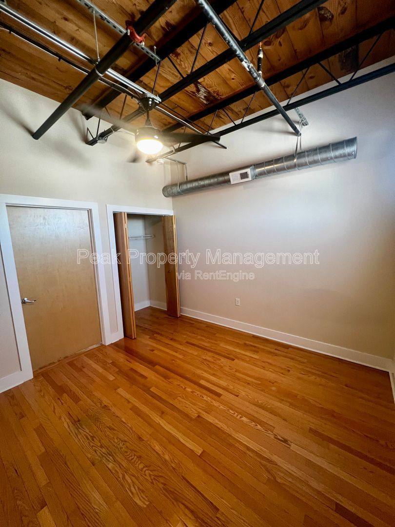 Apartment for rent at 2709 W Broad St #1, Richmond, VA 23220