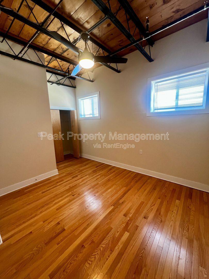 Apartment for rent at 2709 W Broad St #1, Richmond, VA 23220