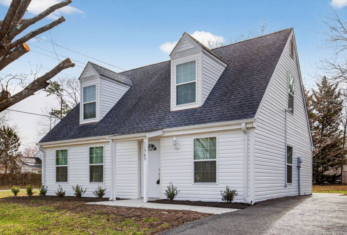 House for rent at 11565 Timberbrook Dr, Waldorf, MD 20601