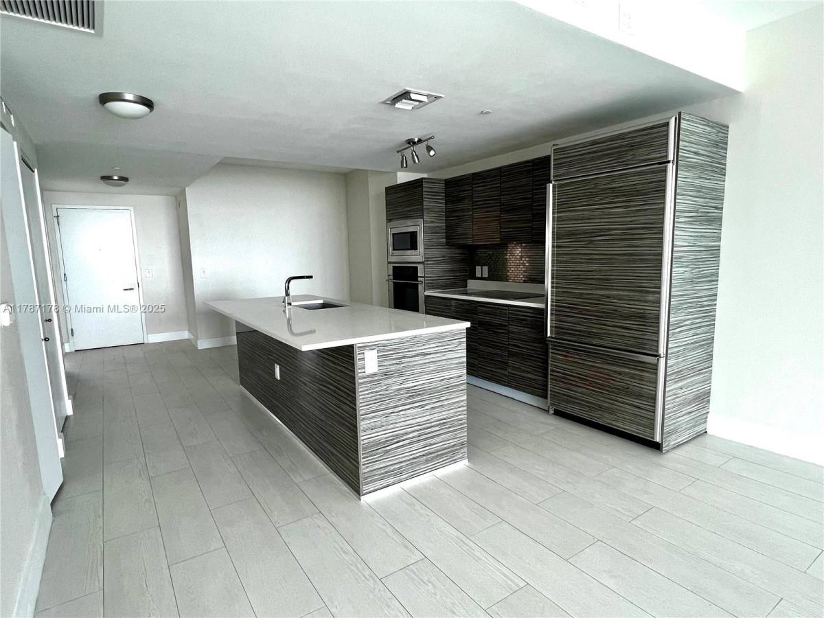 Apartment for rent at 460 NE 28th St #1606, Miami, FL 33137
