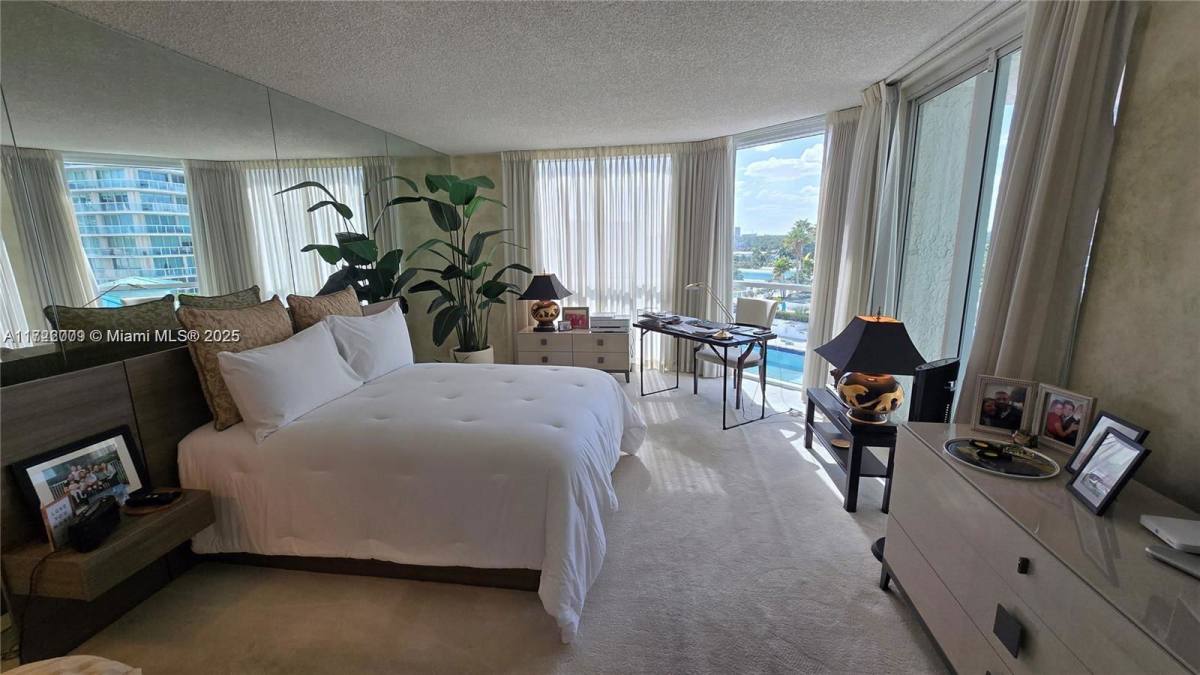 Condo for rent at 16400 Collins Ave, North Miami Beach, FL 33160