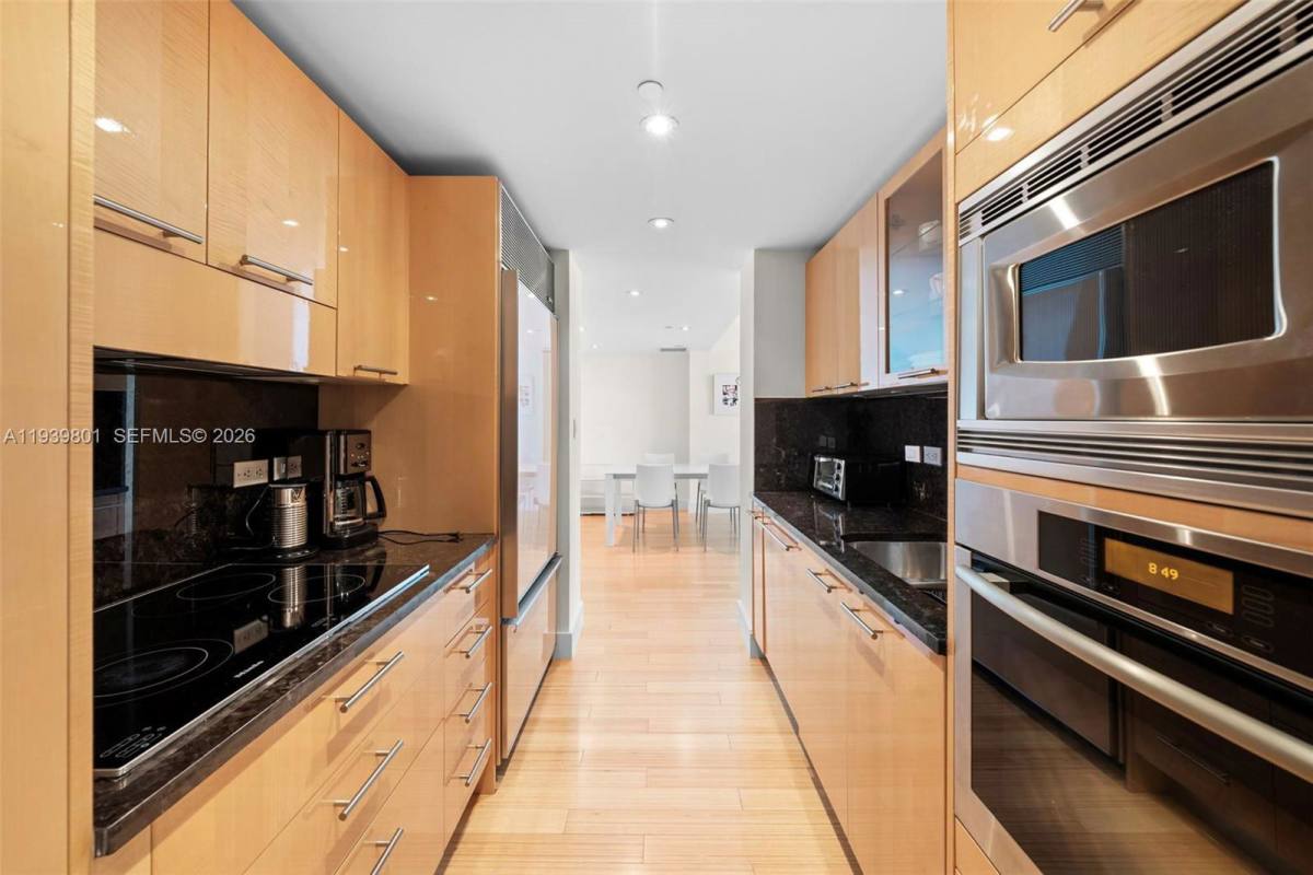 Condo for rent at 6801 Collins Ave #1409, Miami Beach, FL 33141
