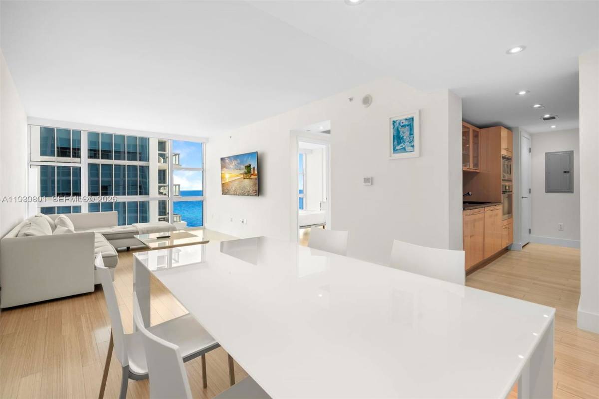 Condo for rent at 6801 Collins Ave #1409, Miami Beach, FL 33141