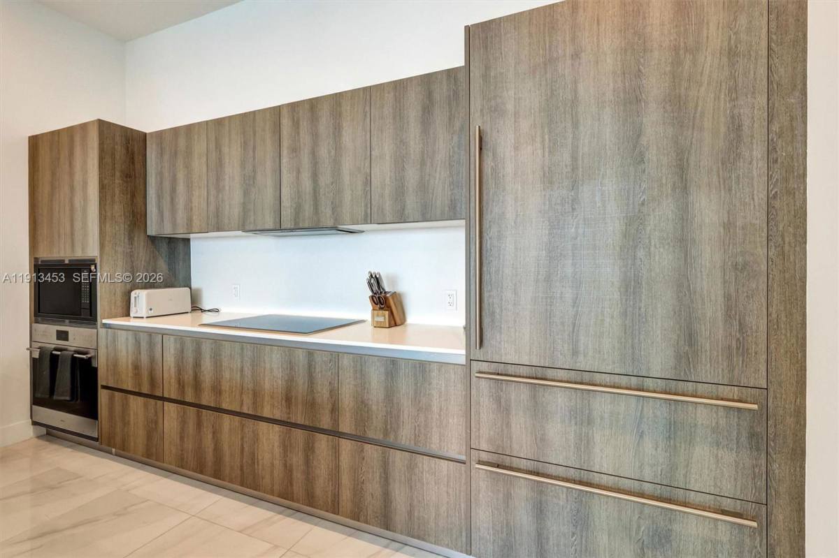 Condo for rent at 17550 Collins Ave #PH2, North Miami Beach, FL 33160