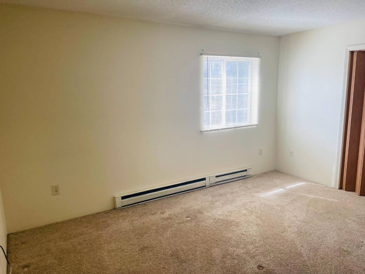 Apartment for rent at 27 Maple Ave #6, Goffstown, NH 03045