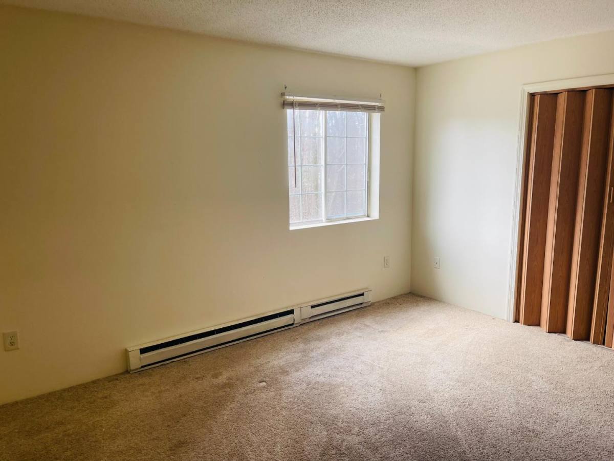 Apartment for rent at 27 Maple Ave #6, Goffstown, NH 03045