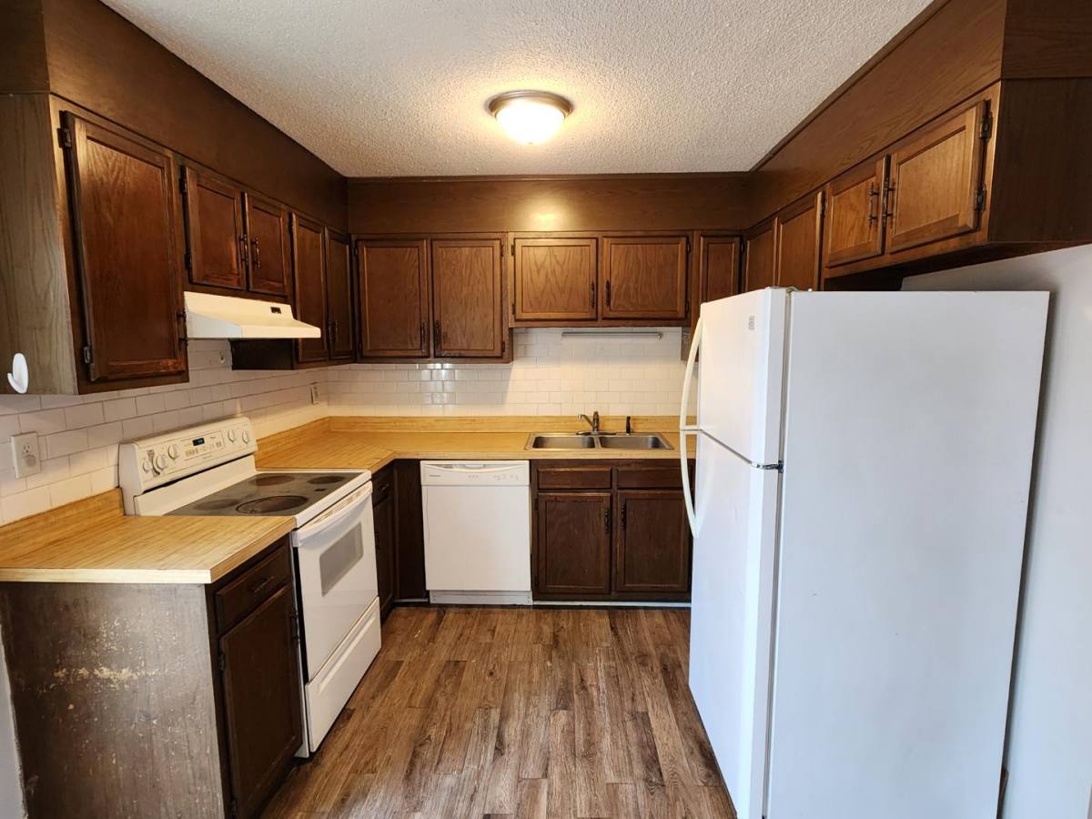 House for rent at 408 Sheila St, Hope Mills, NC 28348