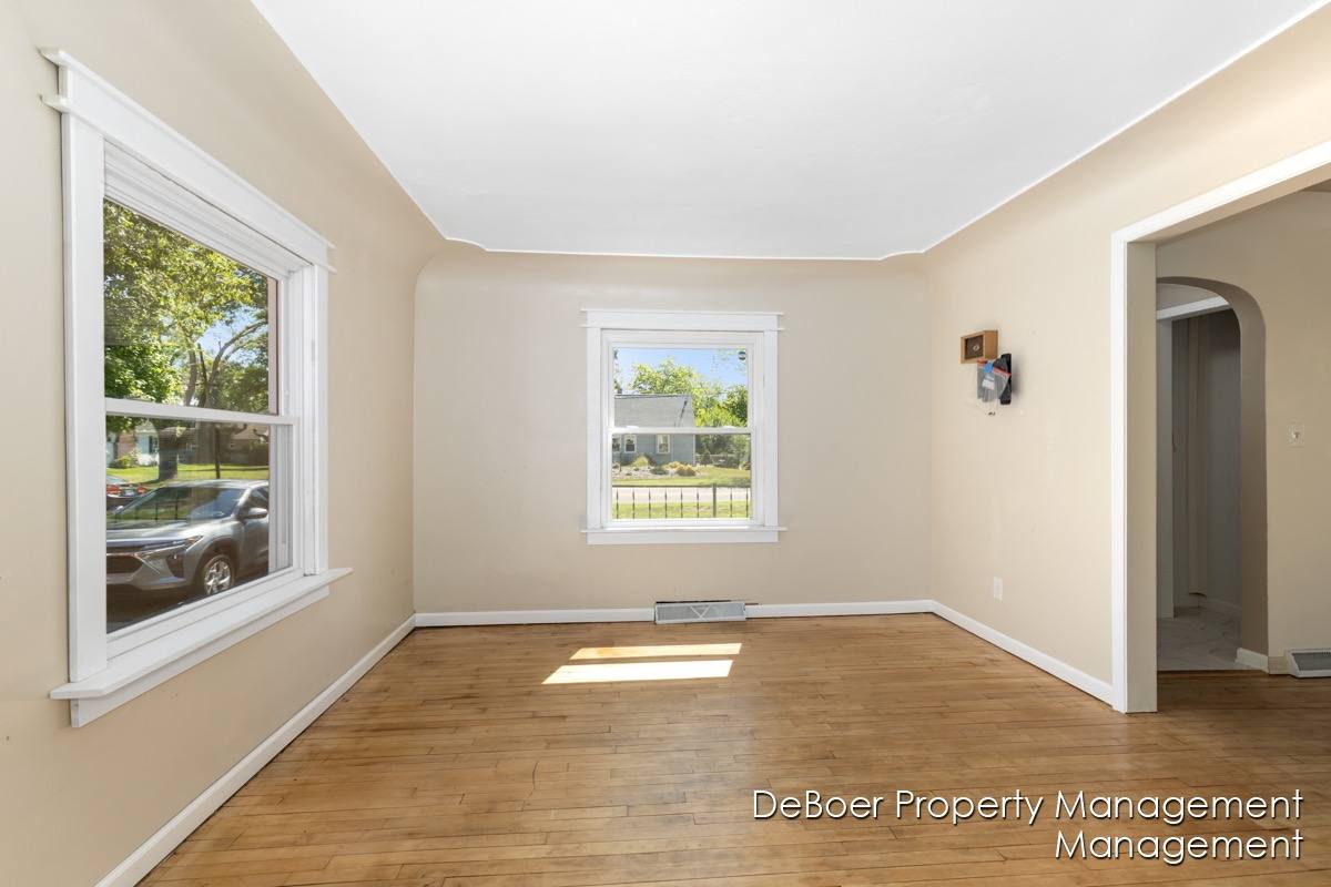 House for rent at 2945 Roosevelt Rd, Muskegon, MI 49441
