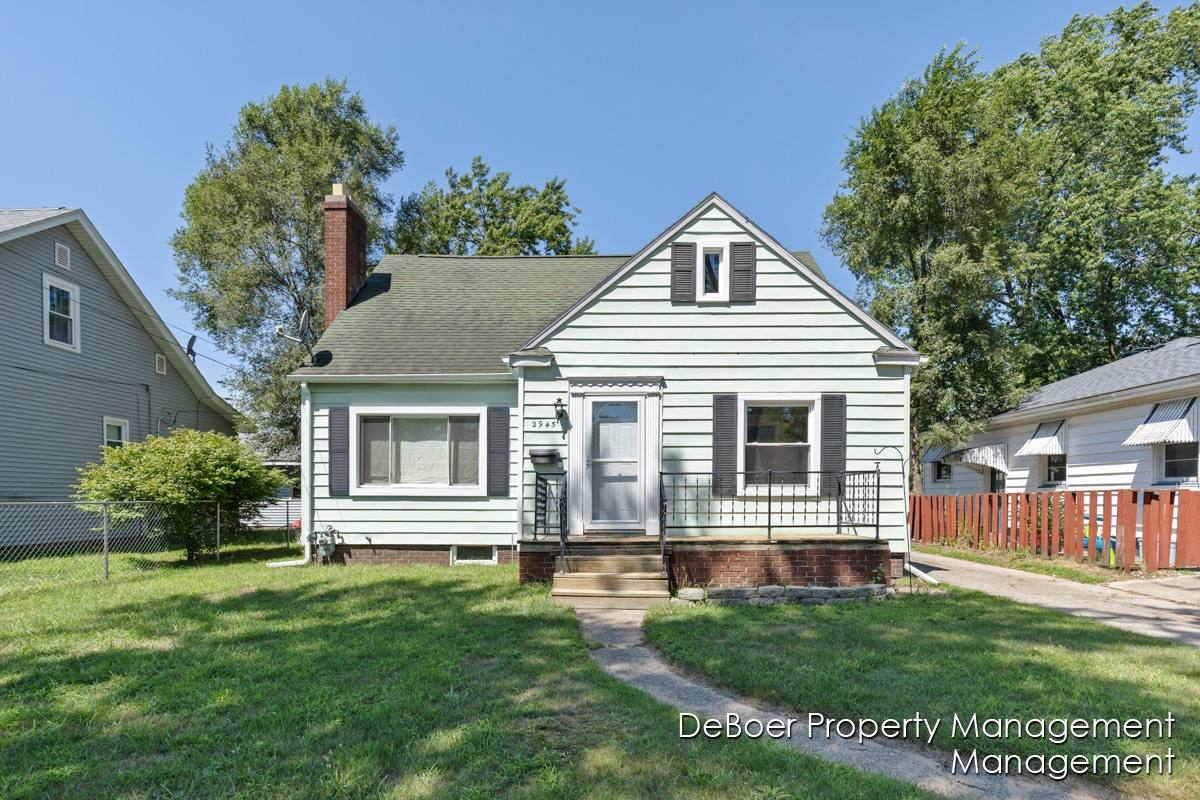 House for rent at 2945 Roosevelt Rd, Muskegon, MI 49441