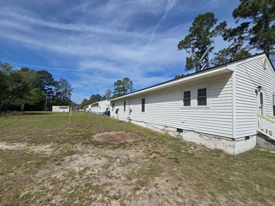 Townhouse for rent at 1547 Center St, Fayetteville, NC 28311