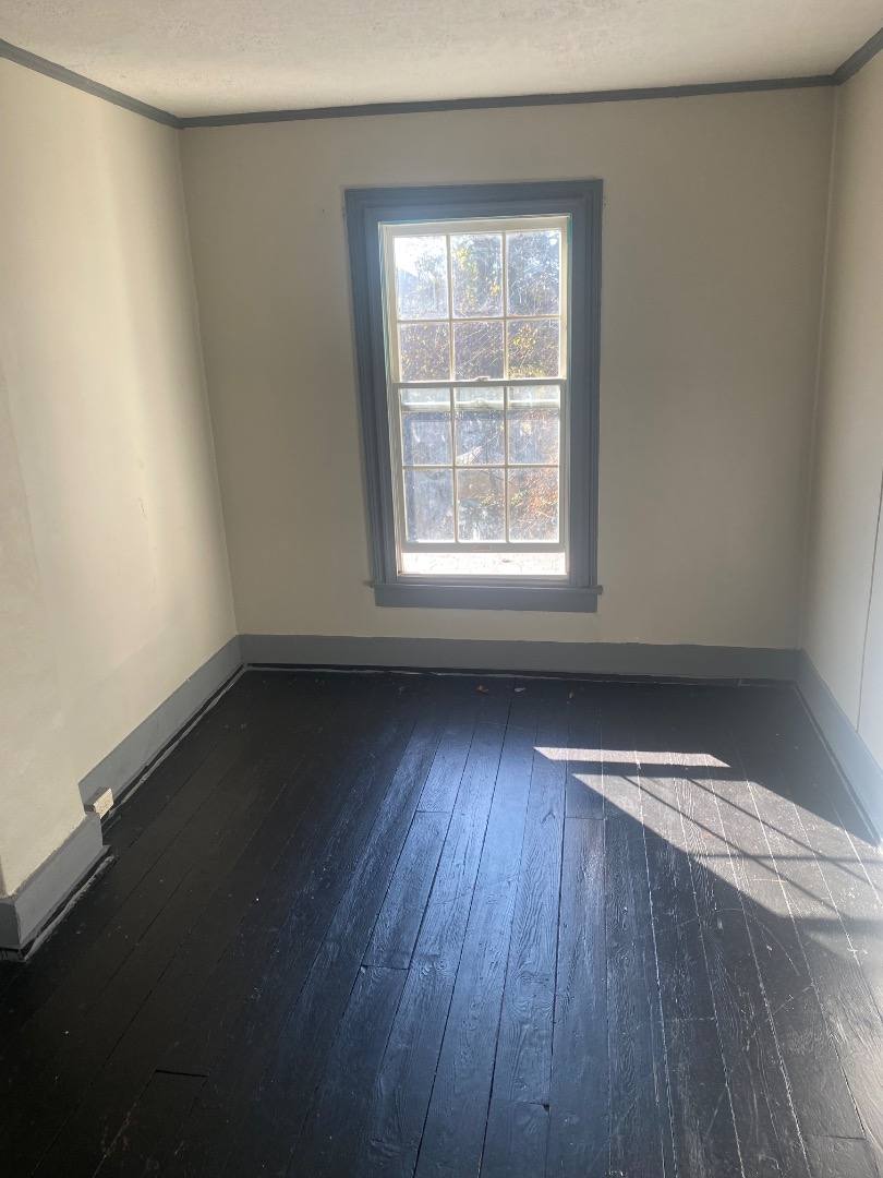 Apartment for rent at 1327 Ruffner Place, Lynchburg, VA 24504