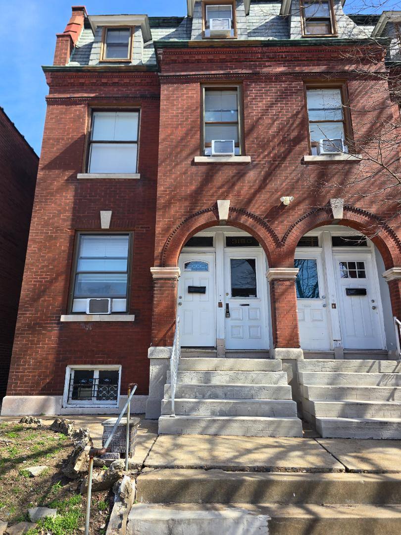 Apartment for rent at 3150-3152 Pennsylvania Ave #3152 2FA, Saint Louis, MO 63118
